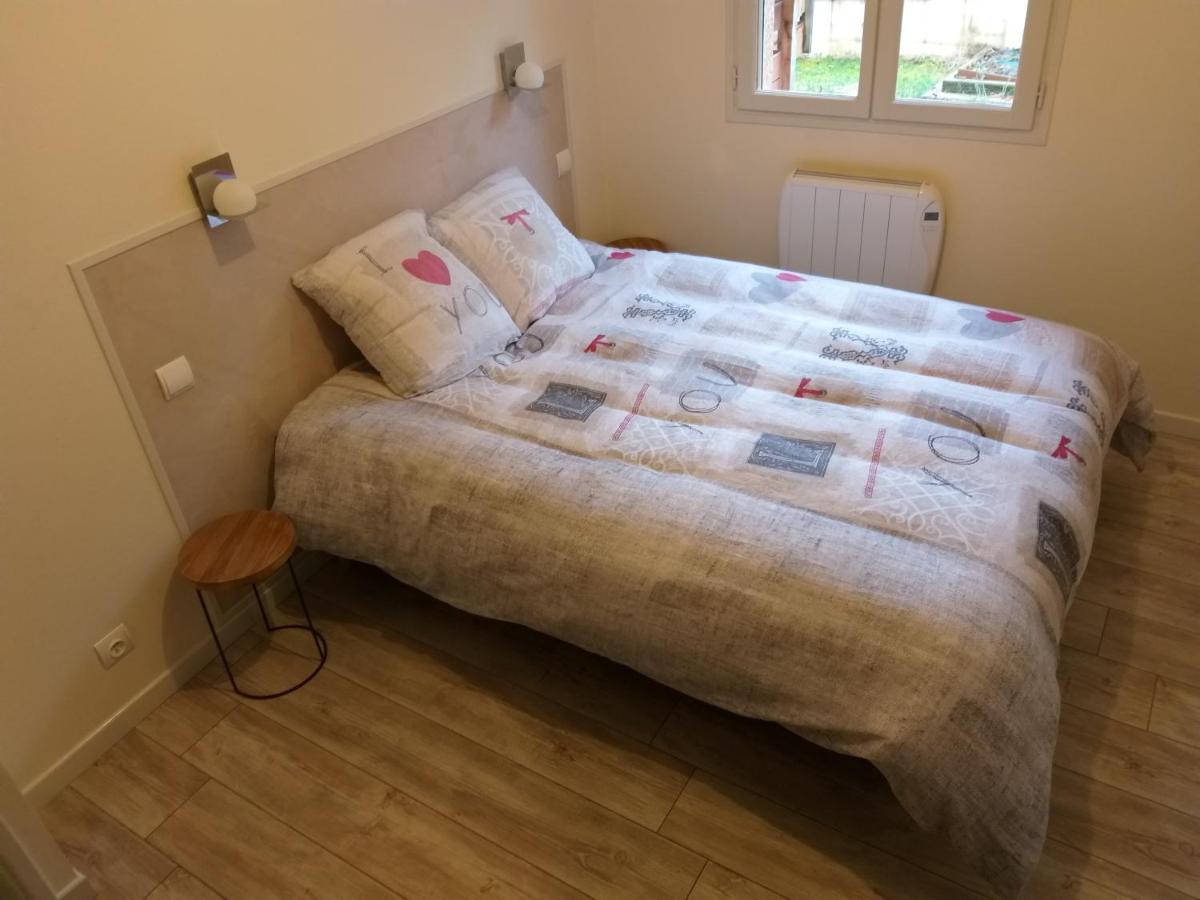Location A.M.I Apartment Белгард-сюр-Валсерин Екстериор снимка