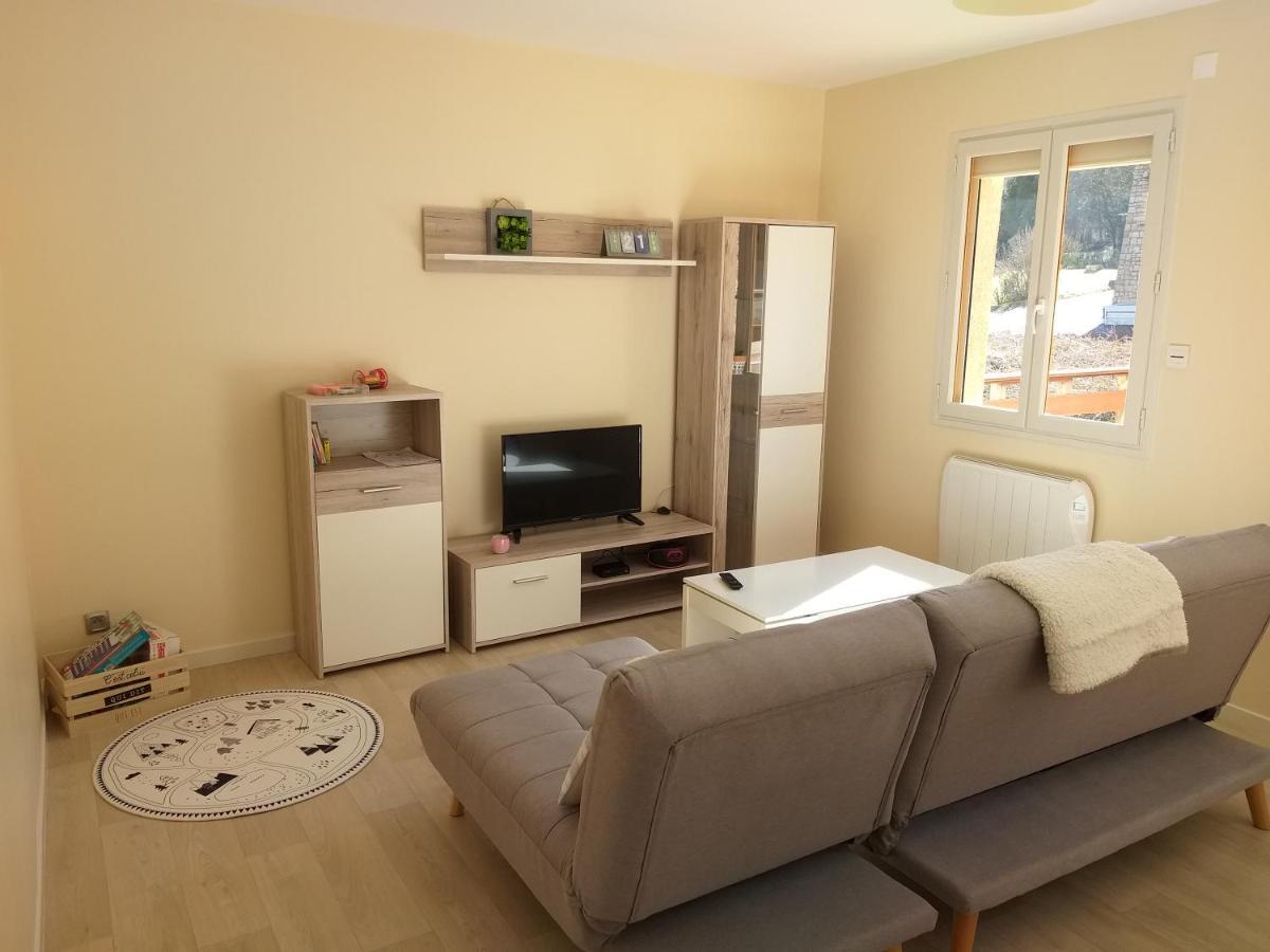 Location A.M.I Apartment Белгард-сюр-Валсерин Екстериор снимка